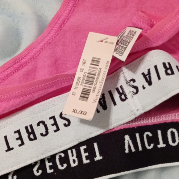 Sold - Picture 3 of 8